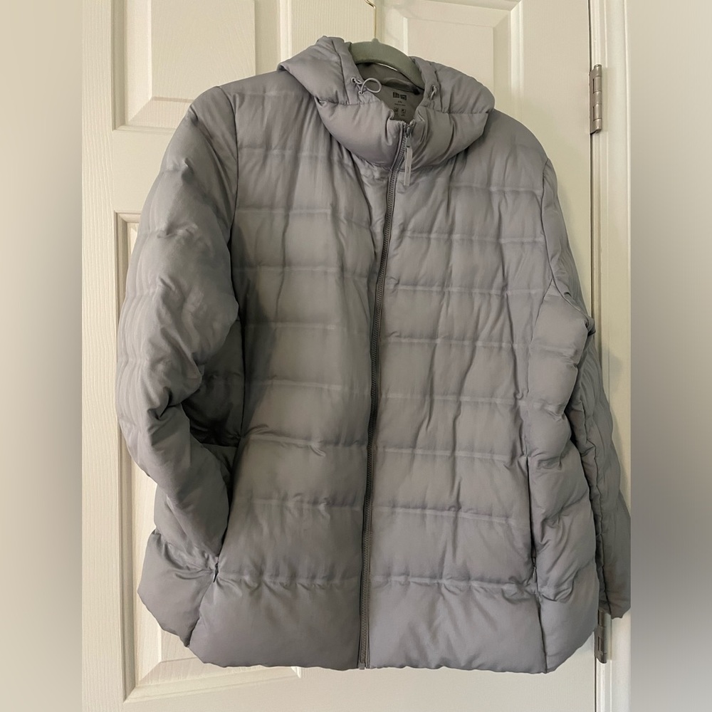 Uniqlo Ultra Light silver gray down hooded parka XXL